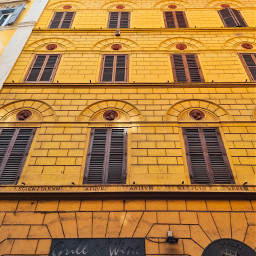 rome italy building windows lookingup colorful oldtown architecture city freetoedit pcyellowphotography yellowphotography