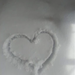 snow snowday heart white purelove ilovesnow winter pchellowinter hellowinter